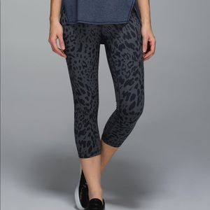 Lululemon wunder under crop animal swirl leopard